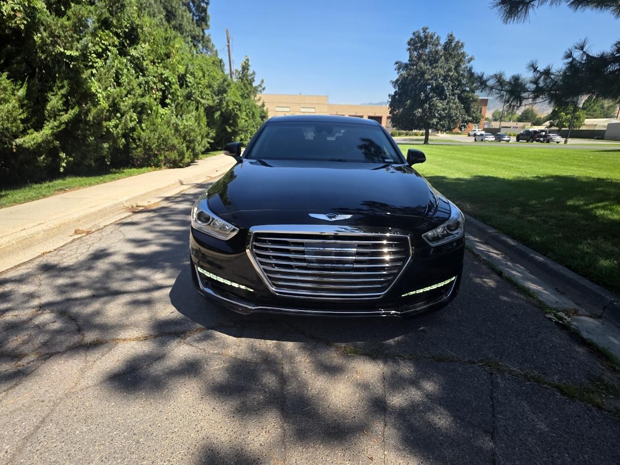 Genesis G90 5.0L Ultimate AWD 2018