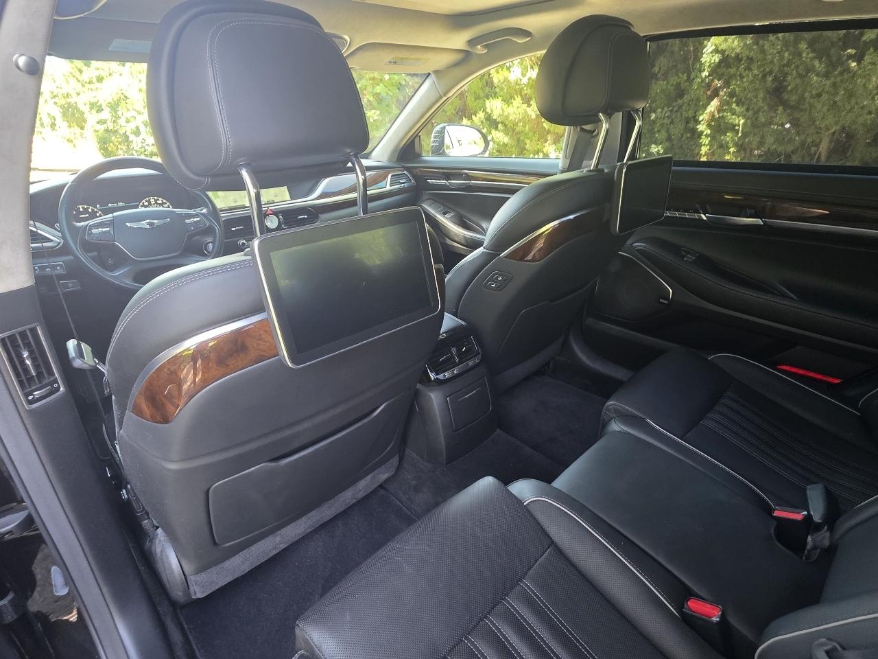 Genesis G90 5.0L Ultimate AWD 2018