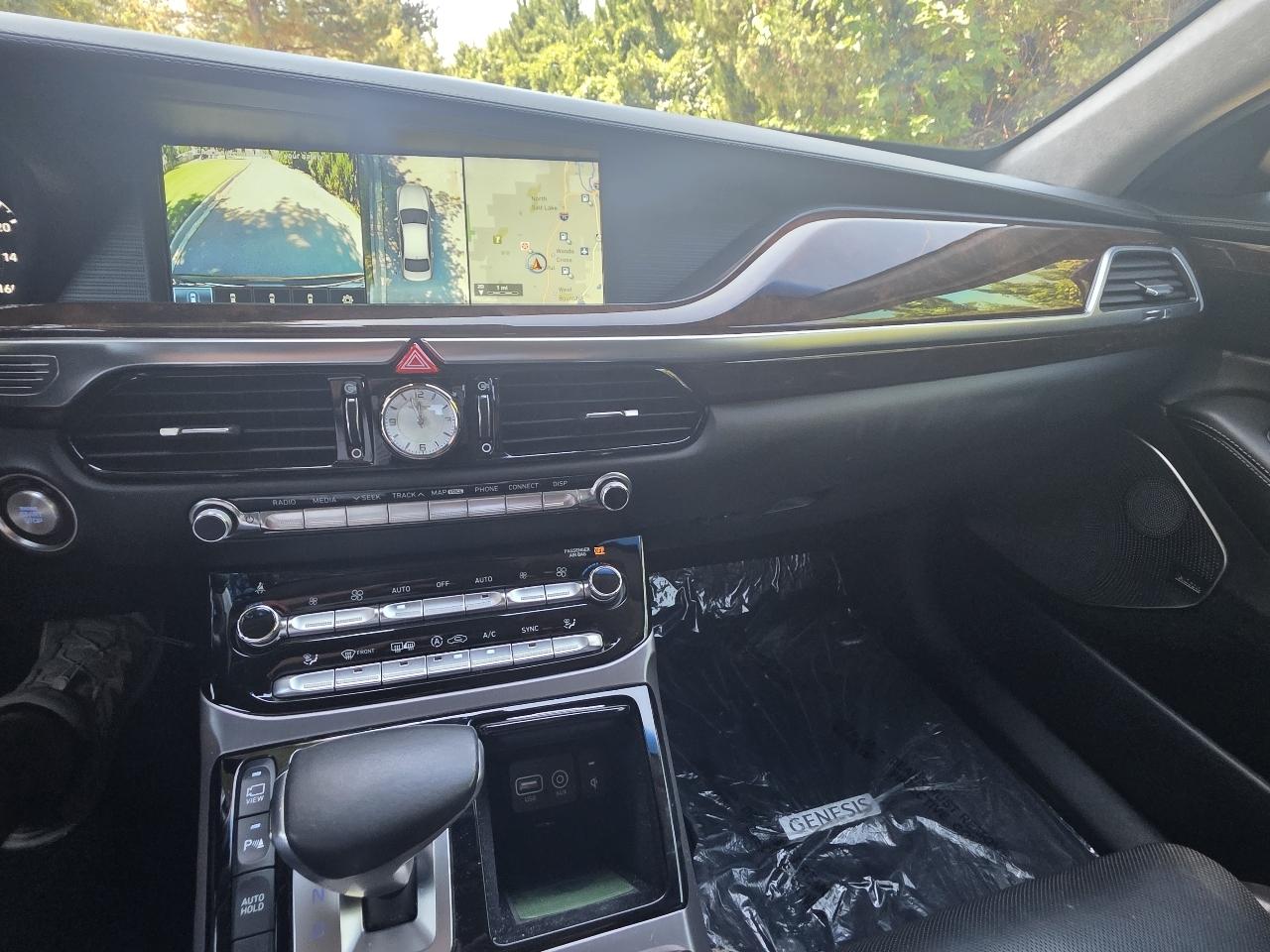Genesis G90 5.0L Ultimate AWD 2018