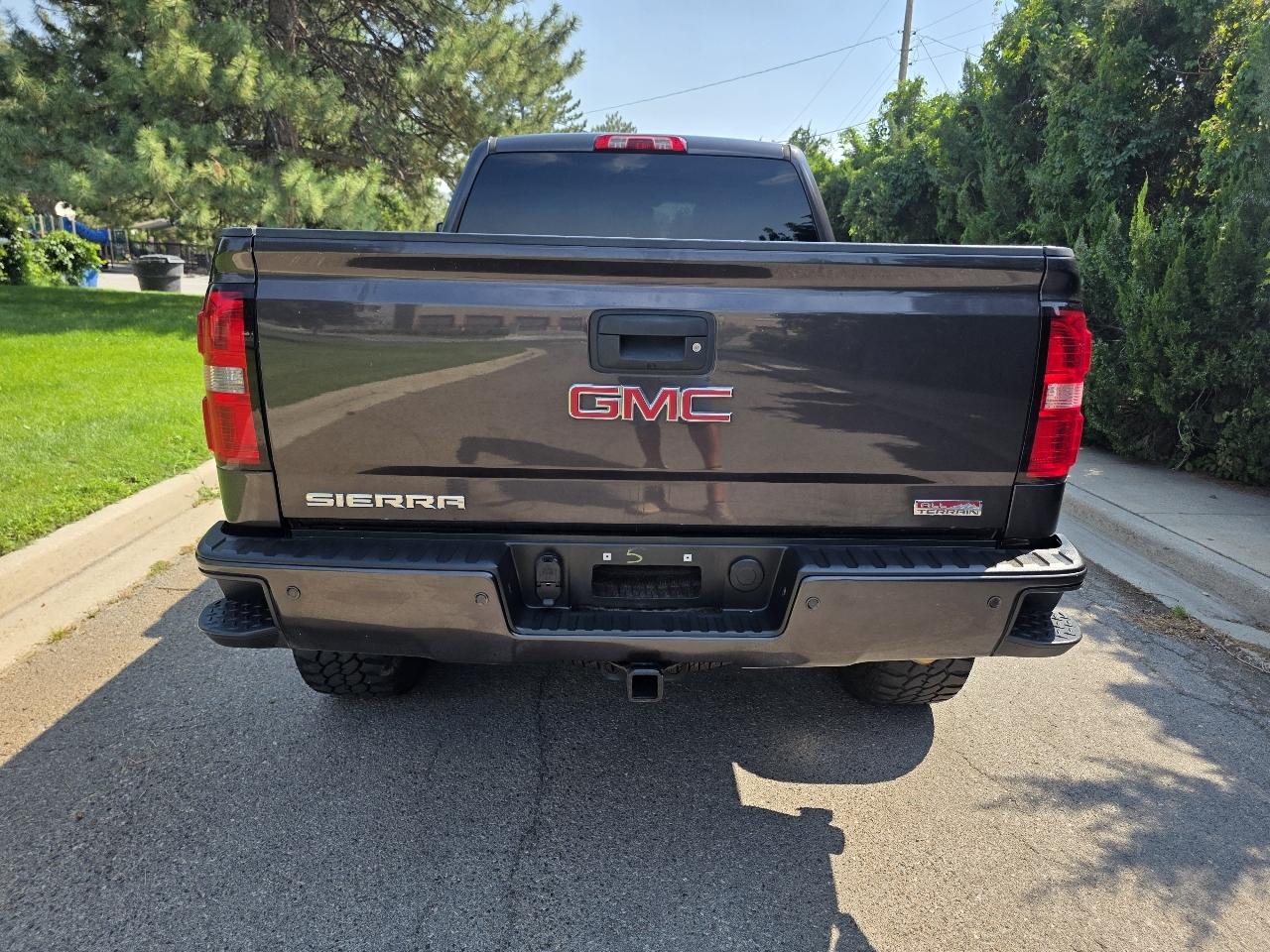 GMC Sierra 1500 4WD Crew Cab 143.5" SLE 2014