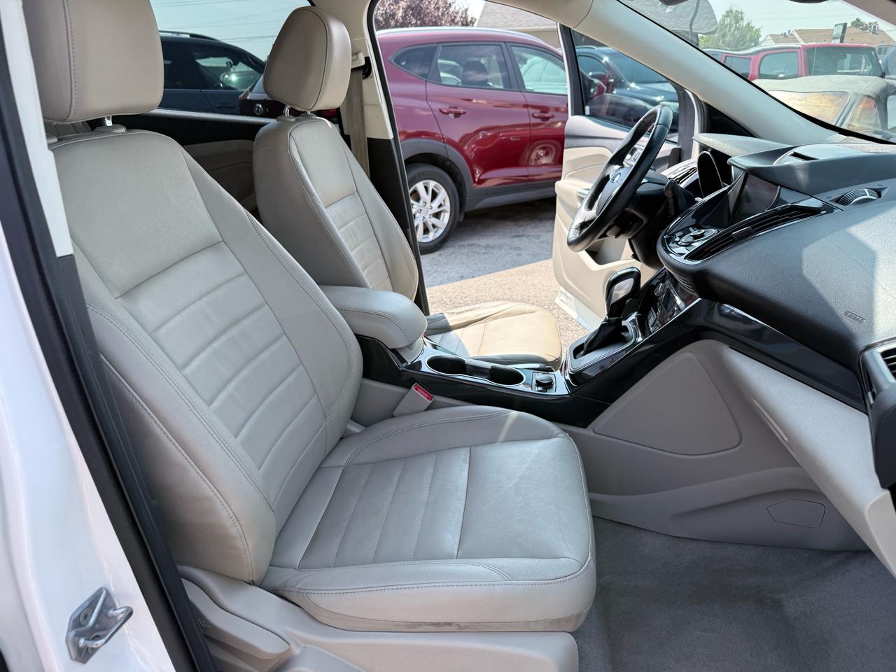 Ford Escape 4WD 4dr Titanium 2014