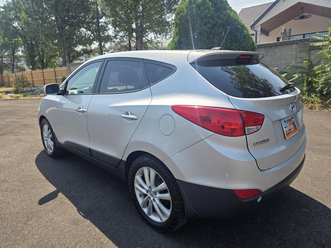 Hyundai Tucson AWD 4dr Auto Limited 2011