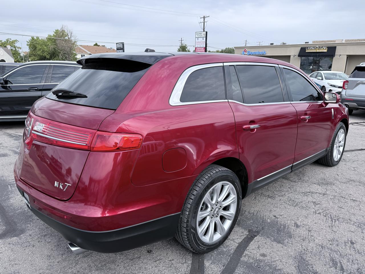 Lincoln MKT 3.7L FWD Premiere 2018