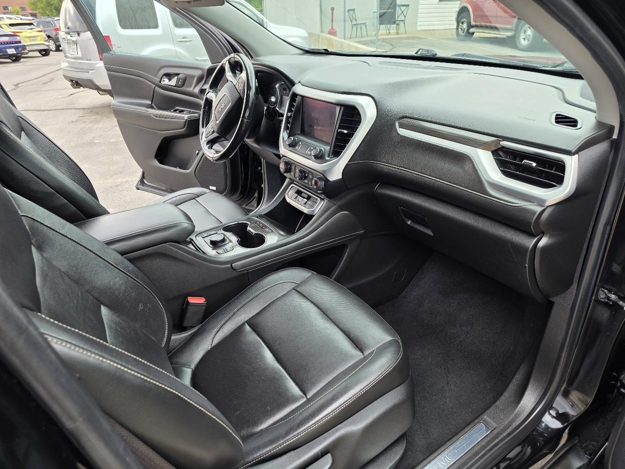 GMC Acadia AWD 4dr SLT 2020