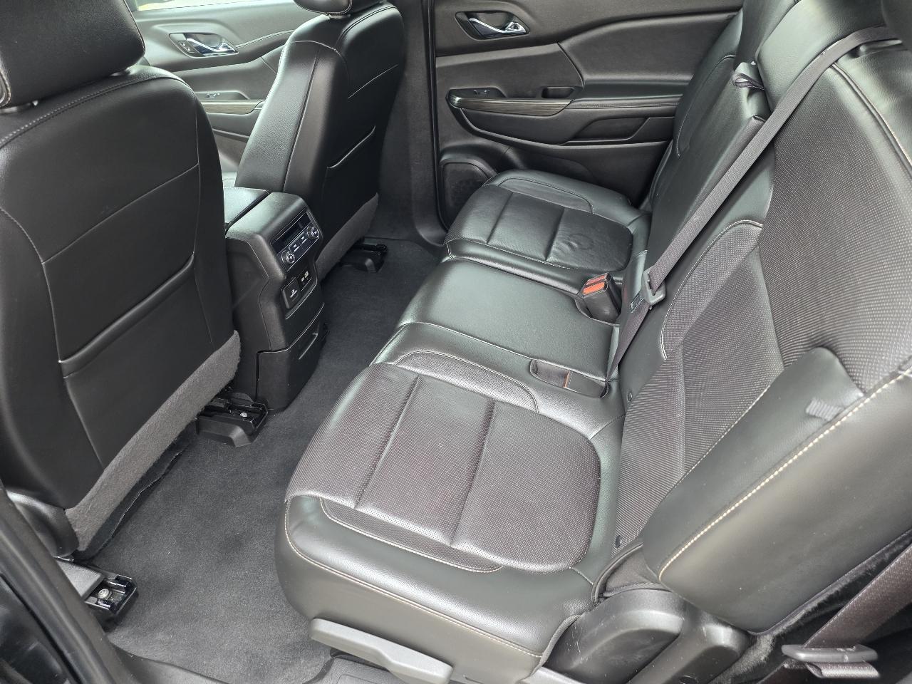 GMC Acadia AWD 4dr SLT 2020