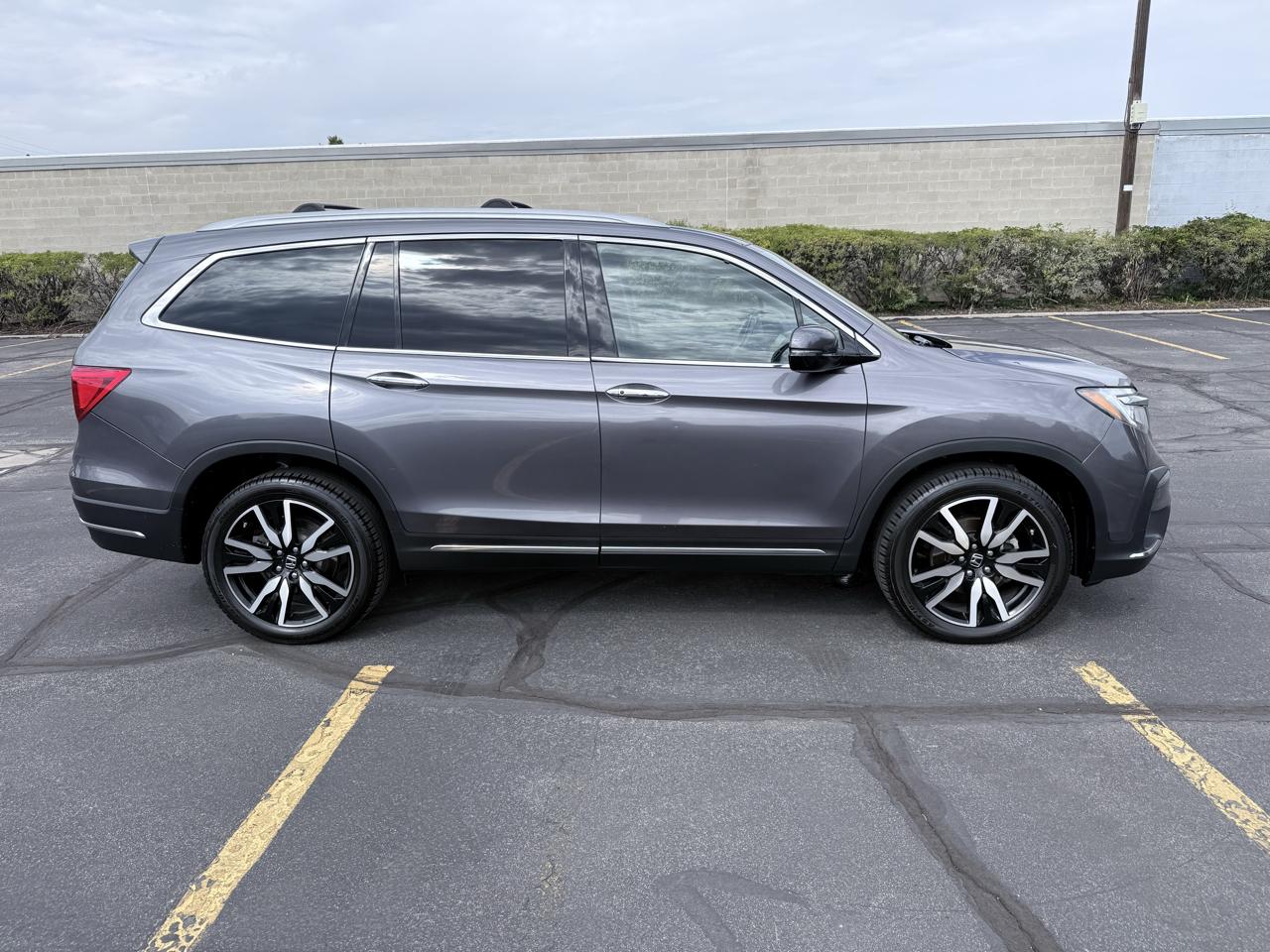 Honda Pilot Touring 7-Passenger AWD 2020