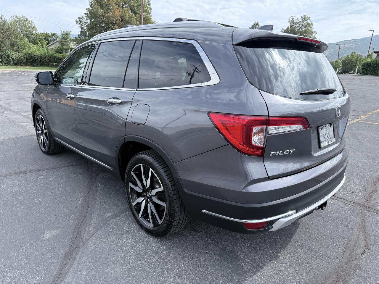 Honda Pilot Touring 7-Passenger AWD 2020