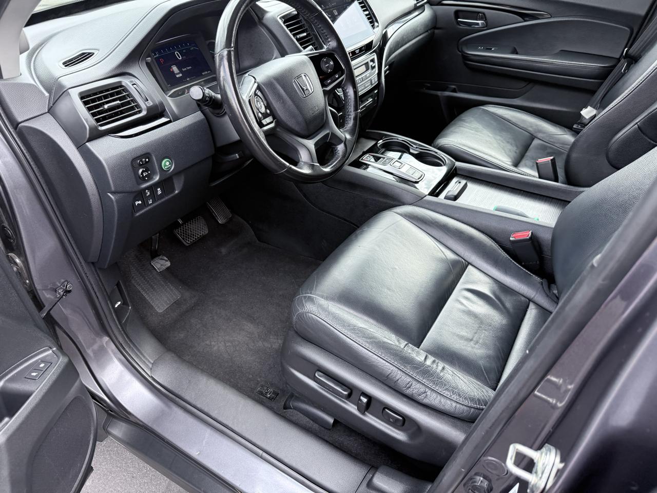 Honda Pilot Touring 7-Passenger AWD 2020