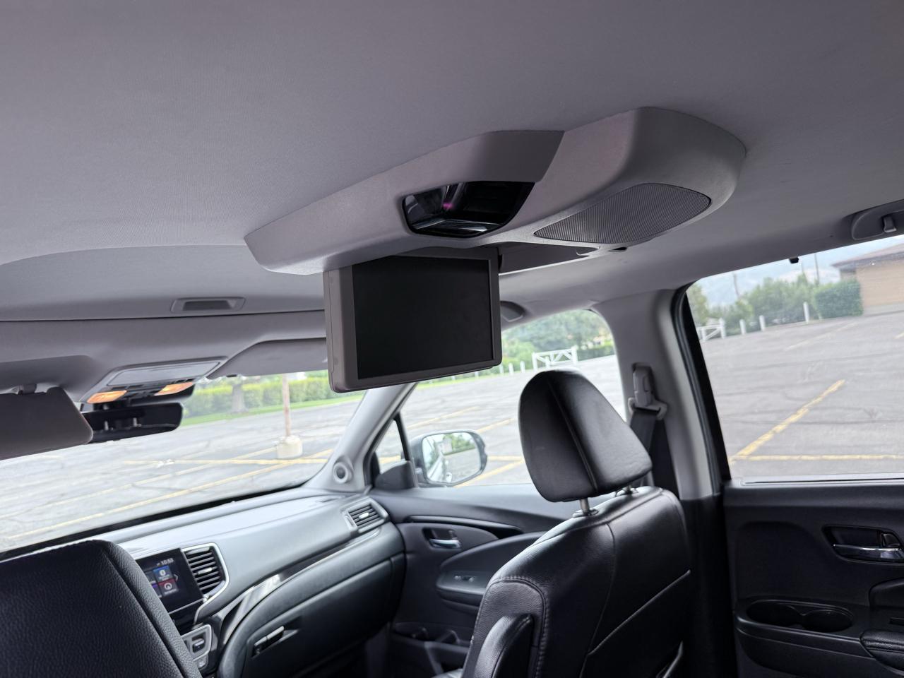 Honda Pilot Touring 7-Passenger AWD 2020