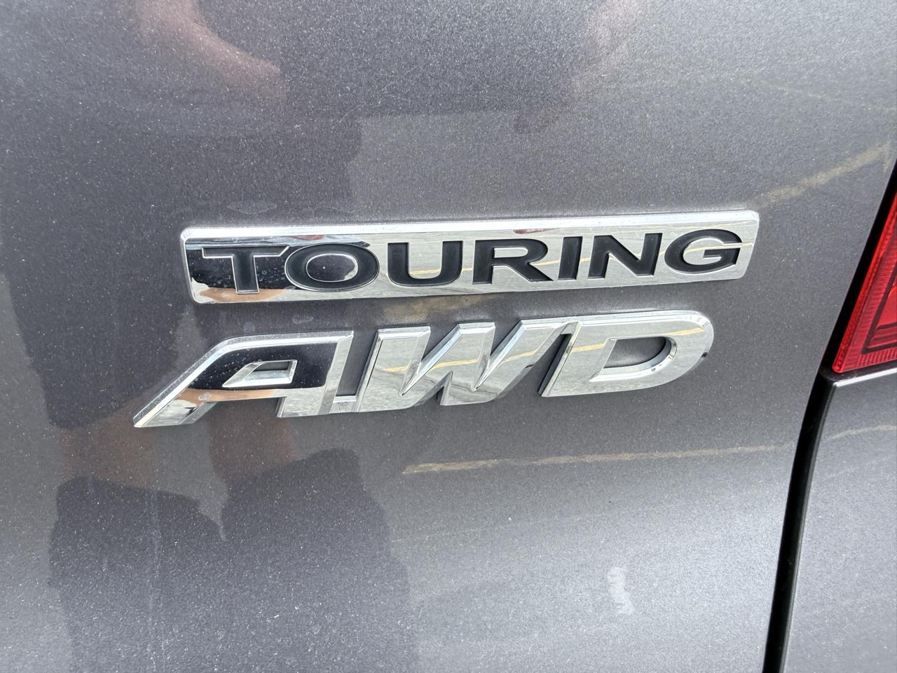 Honda Pilot Touring 7-Passenger AWD 2020
