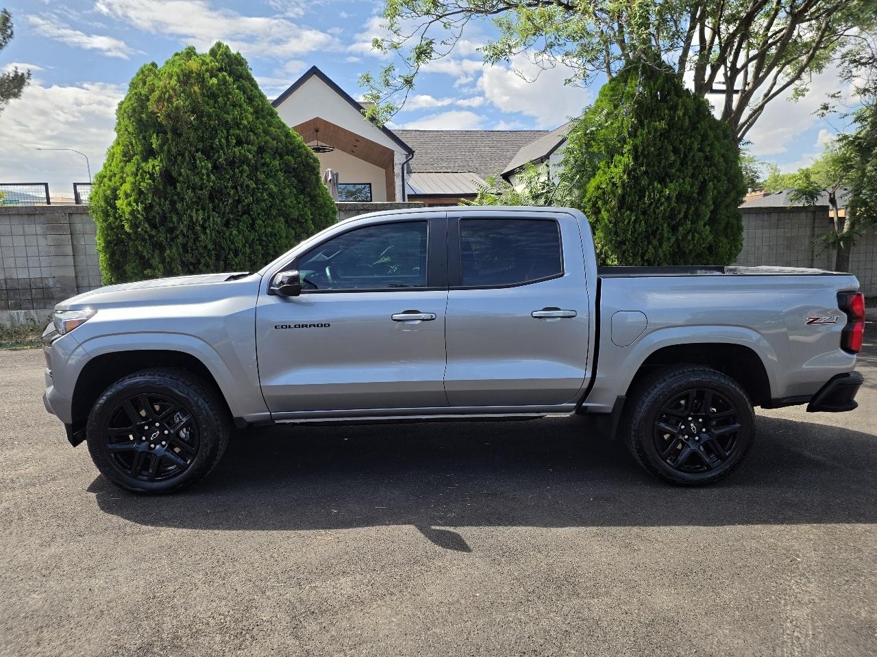 Chevrolet Colorado 4WD Crew Cab Z71 2025