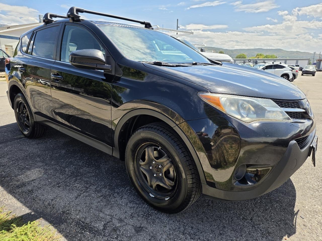 Toyota RAV4 AWD 4dr LE (Natl) 2013