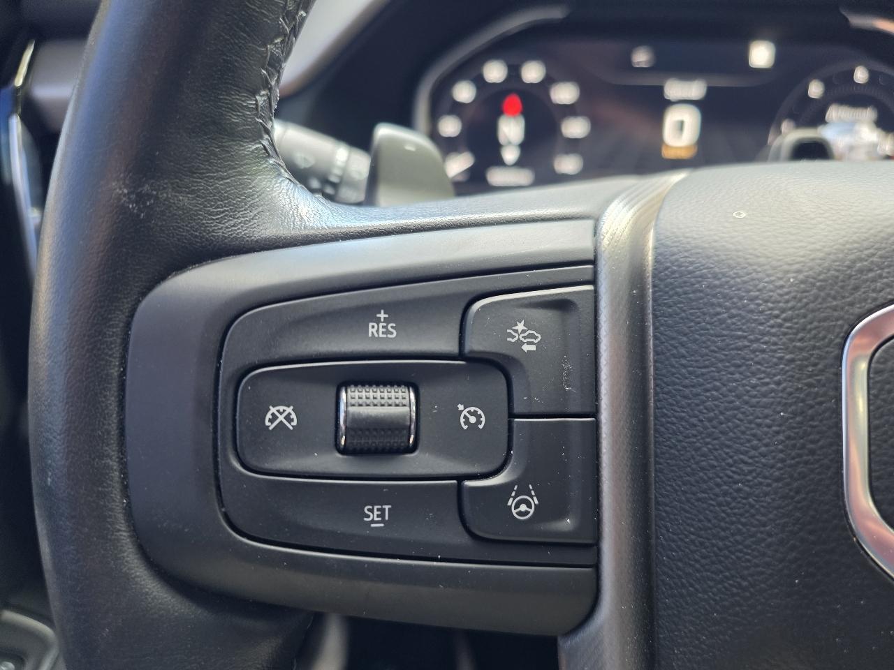 GMC Sierra 1500 4WD Crew Cab 147" Denali 2024