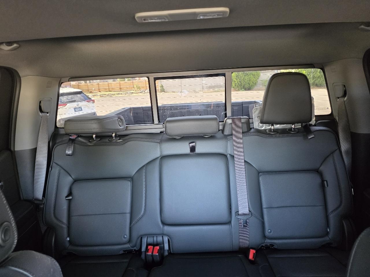 GMC Sierra 1500 4WD Crew Cab 147" Denali 2024
