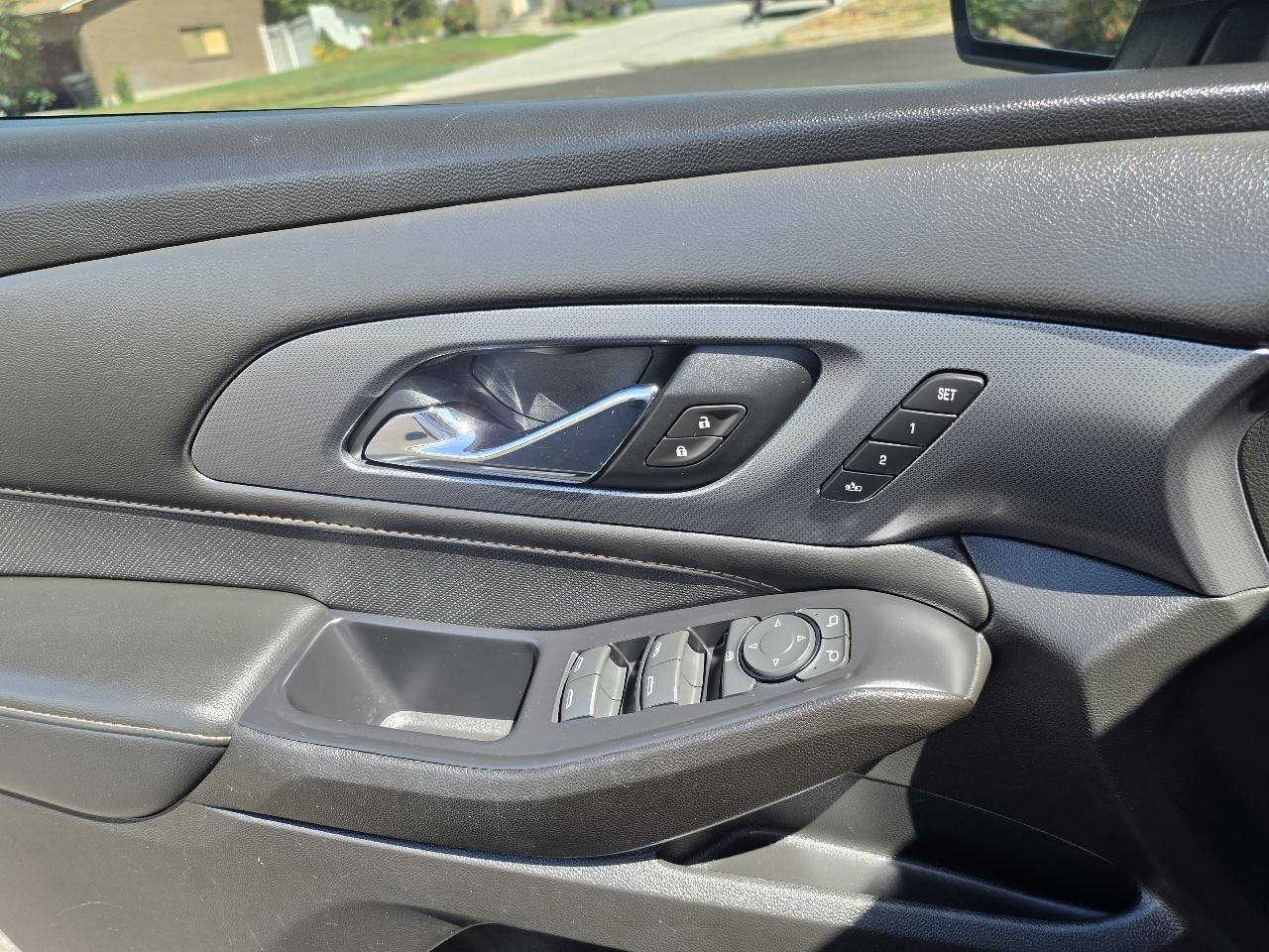 Chevrolet Traverse AWD 4dr Premier 2021