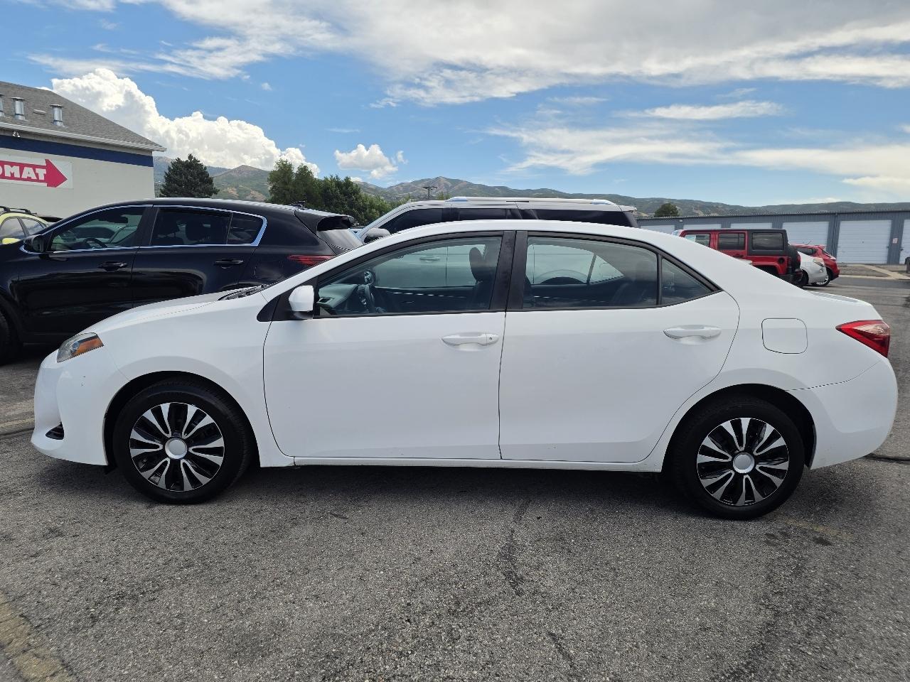 Toyota Corolla LE 2018