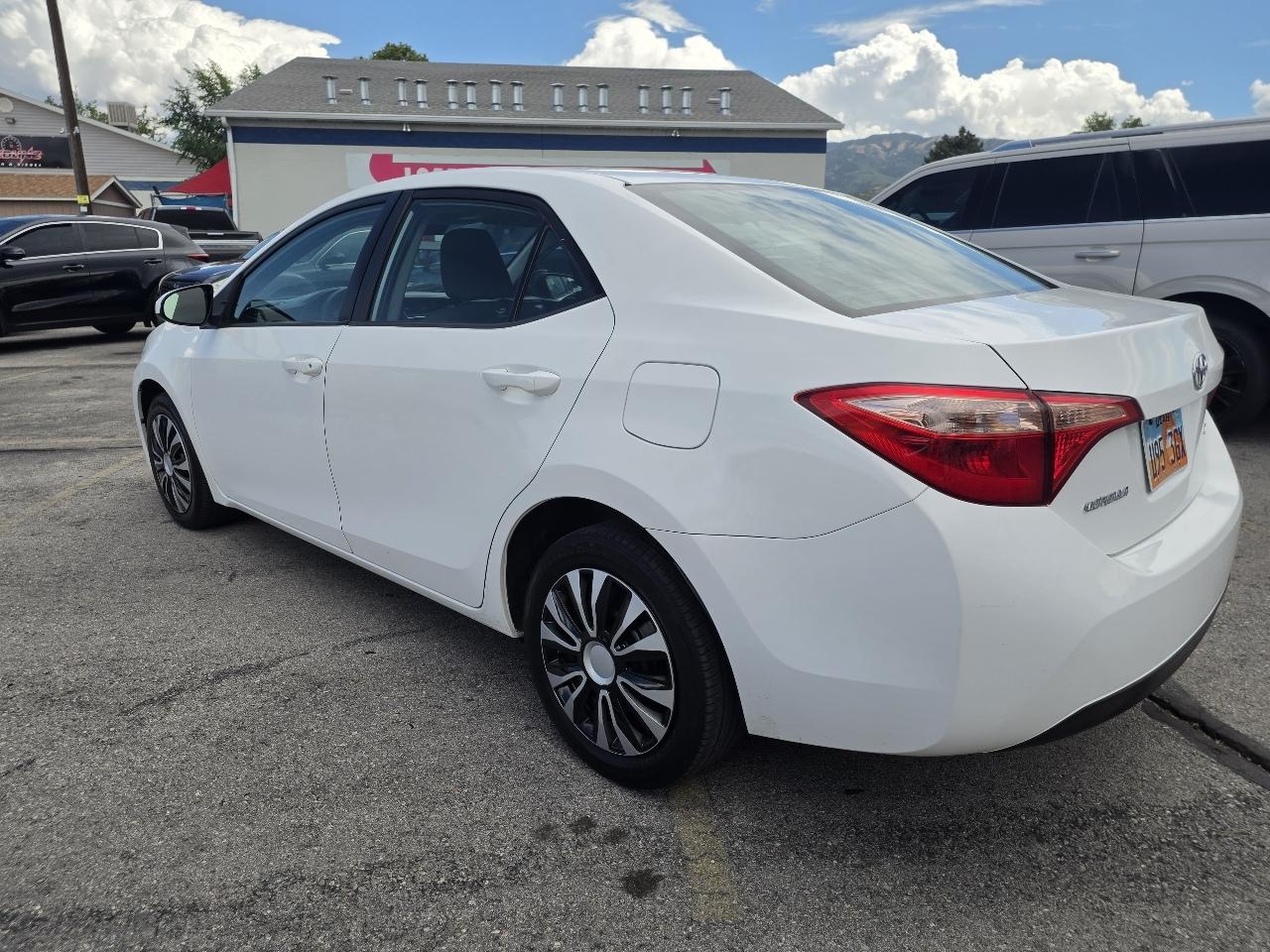 Toyota Corolla LE 2018