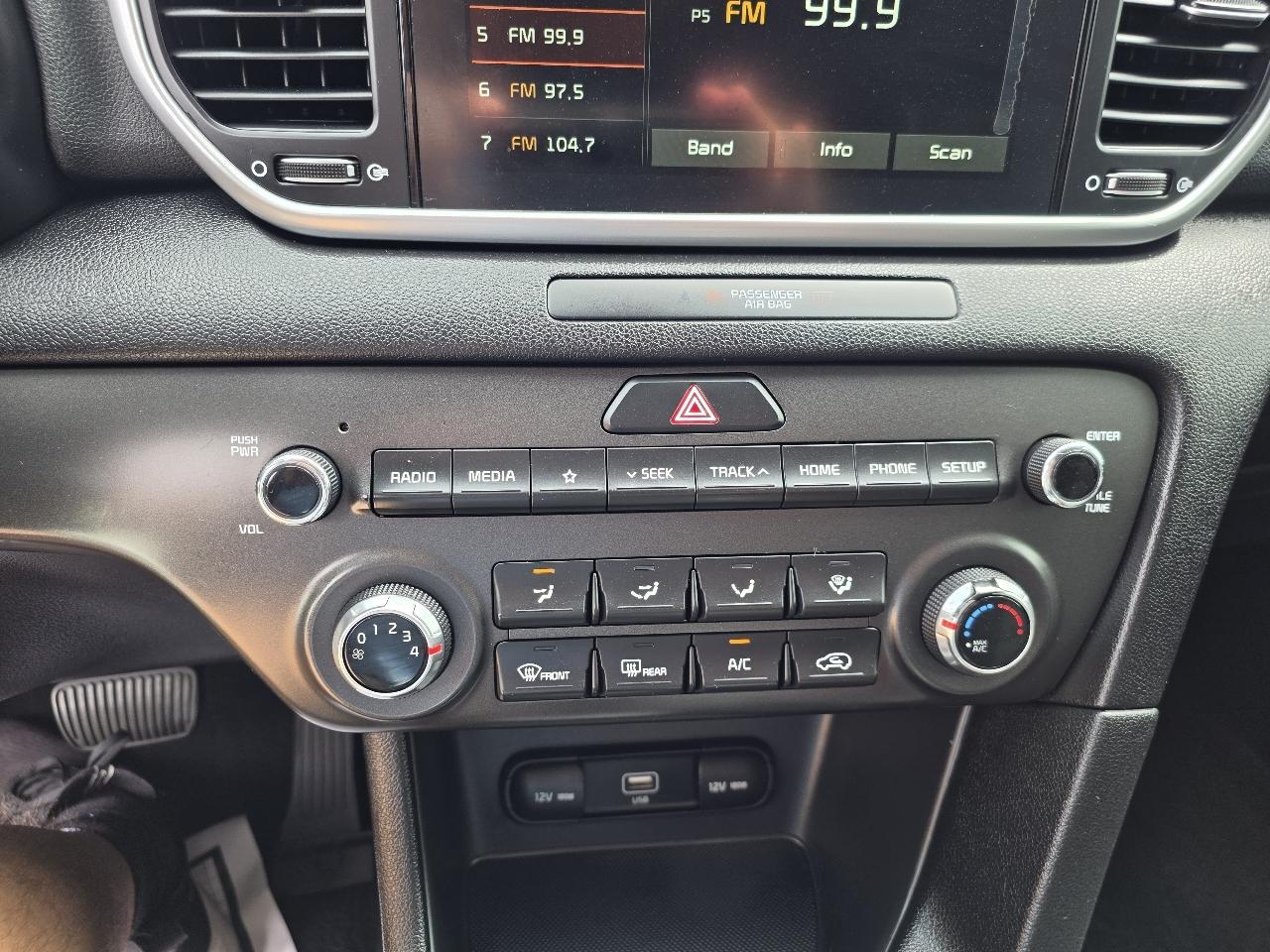Kia Sportage LX FWD 2021
