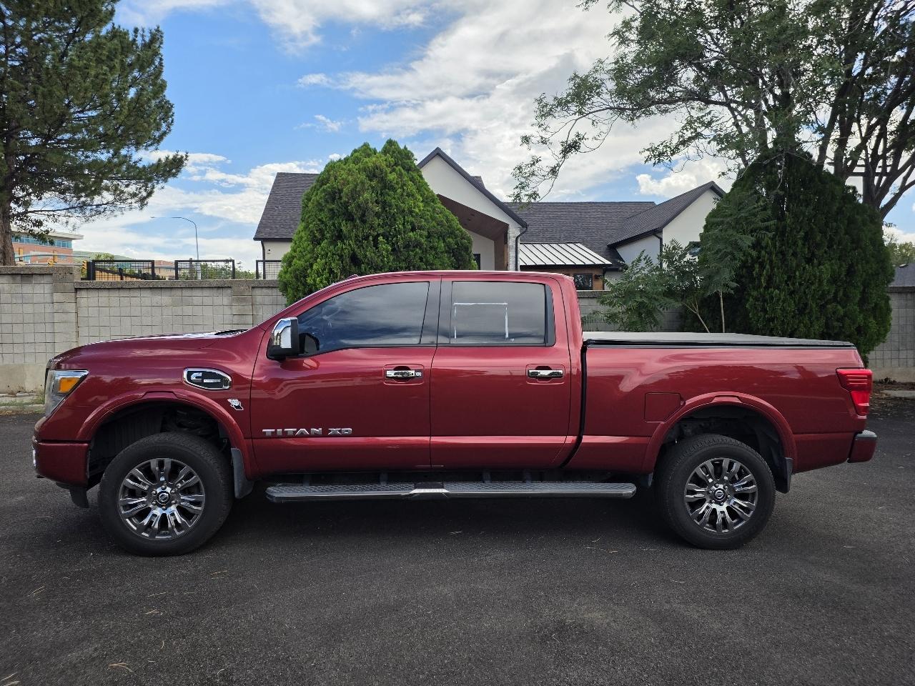 Nissan Titan XD 4WD Crew Cab Platinum Reserve Diesel 2016