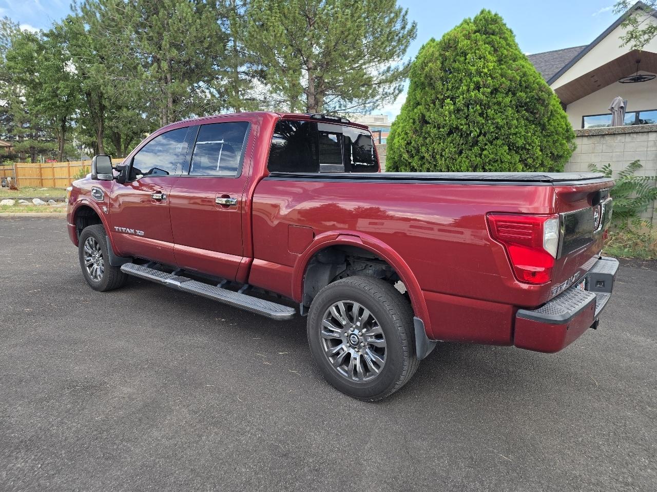 Nissan Titan XD 4WD Crew Cab Platinum Reserve Diesel 2016