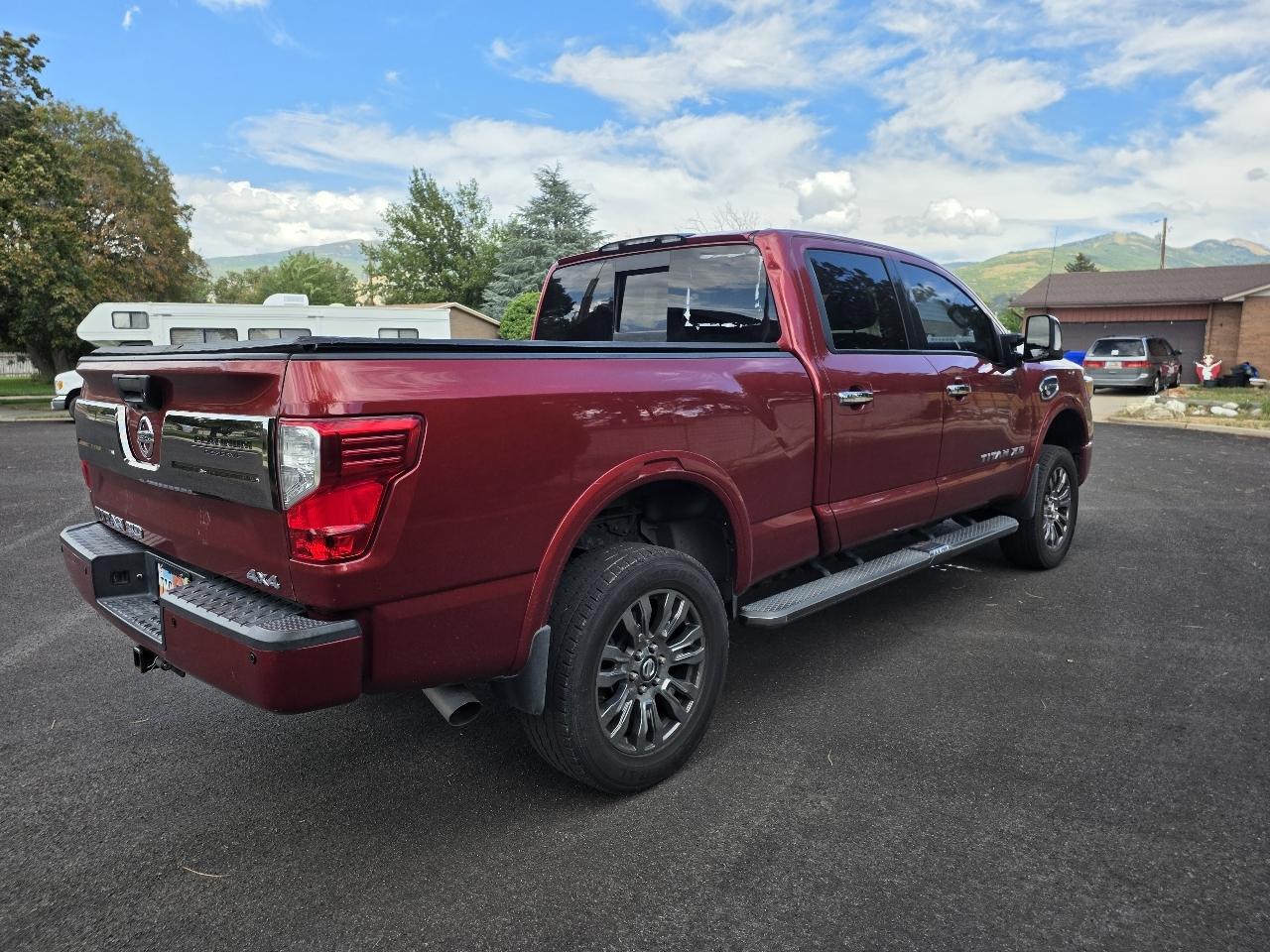Nissan Titan XD 4WD Crew Cab Platinum Reserve Diesel 2016
