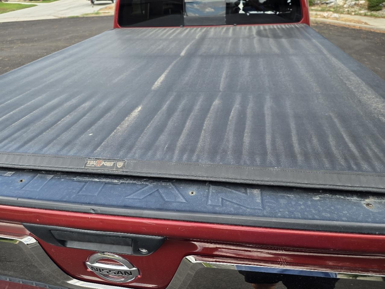Nissan Titan XD 4WD Crew Cab Platinum Reserve Diesel 2016