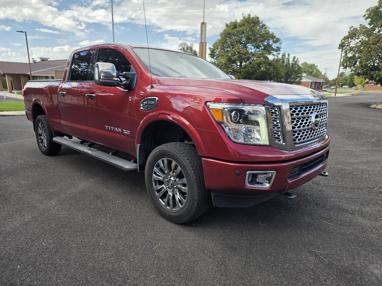 Nissan Titan XD 4WD Crew Cab Platinum Reserve Diesel 2016