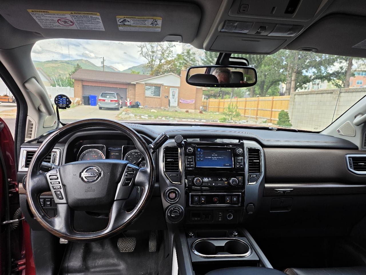 Nissan Titan XD 4WD Crew Cab Platinum Reserve Diesel 2016