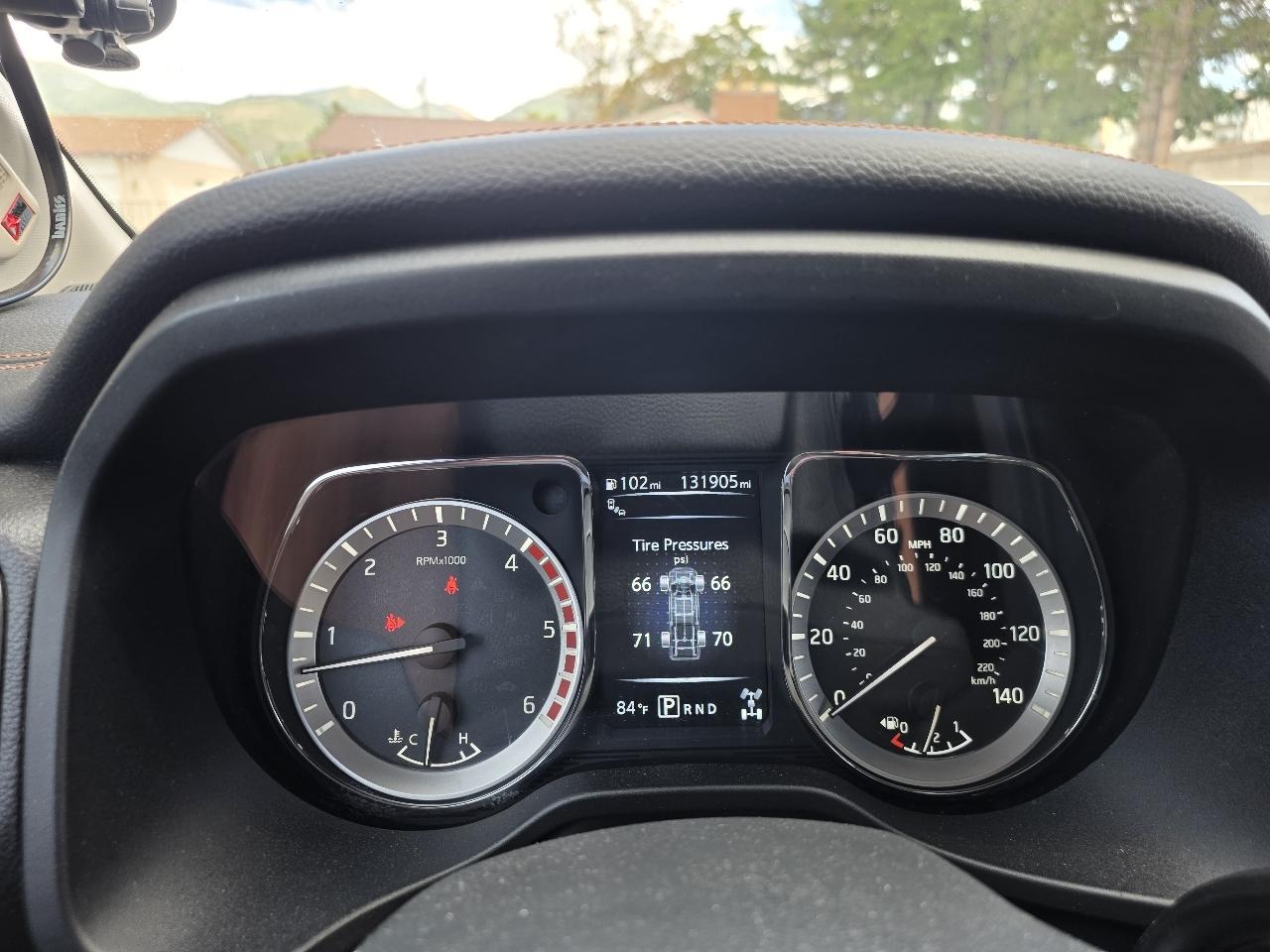 Nissan Titan XD 4WD Crew Cab Platinum Reserve Diesel 2016