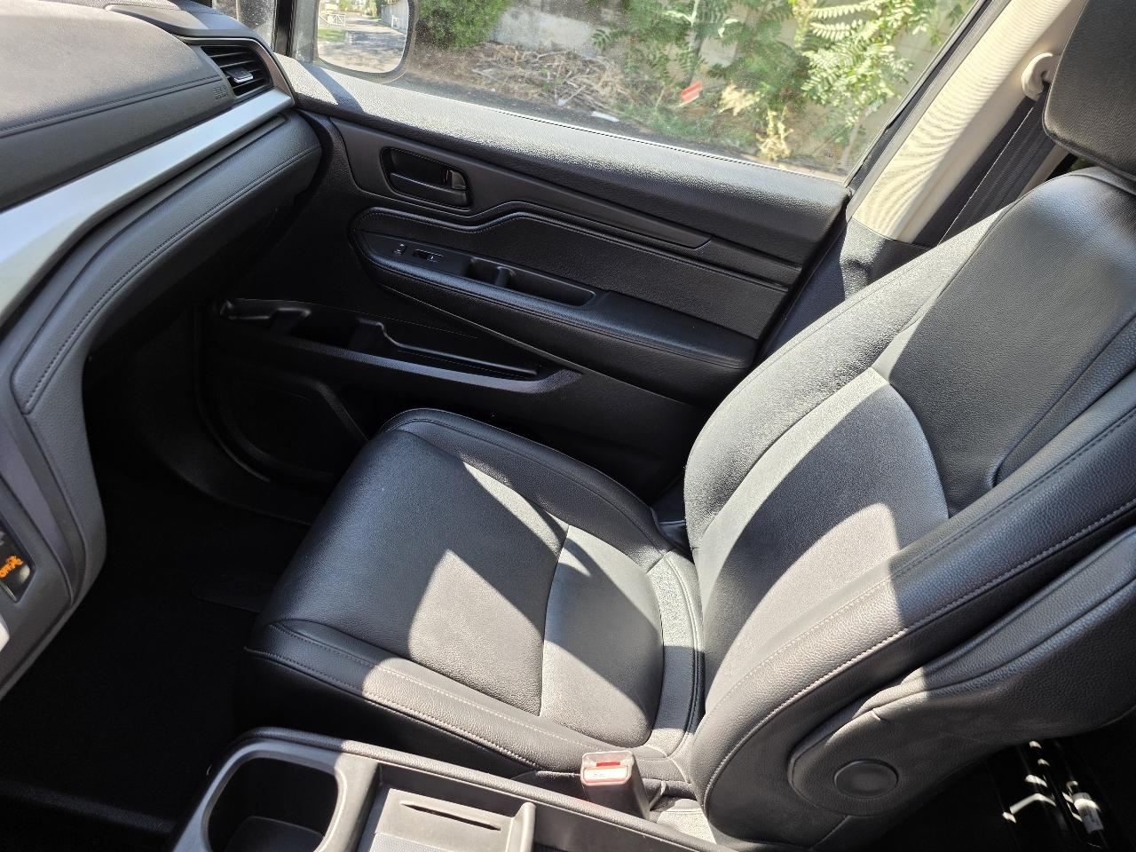 Honda Odyssey EX-L Auto 2025