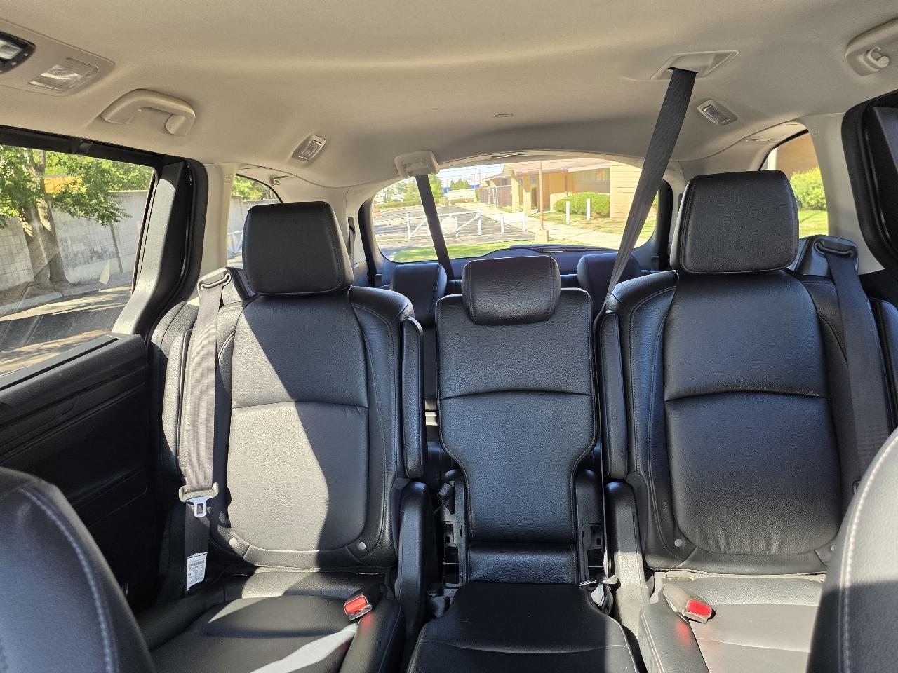 Honda Odyssey EX-L Auto 2025