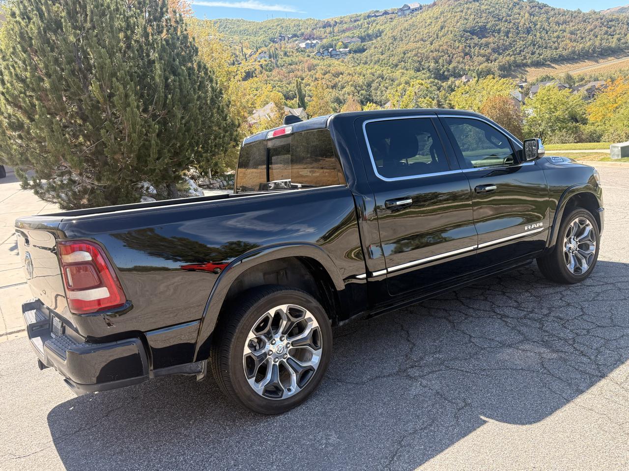 RAM 1500 Limited 4x2 Crew Cab 5'7" Box 2020