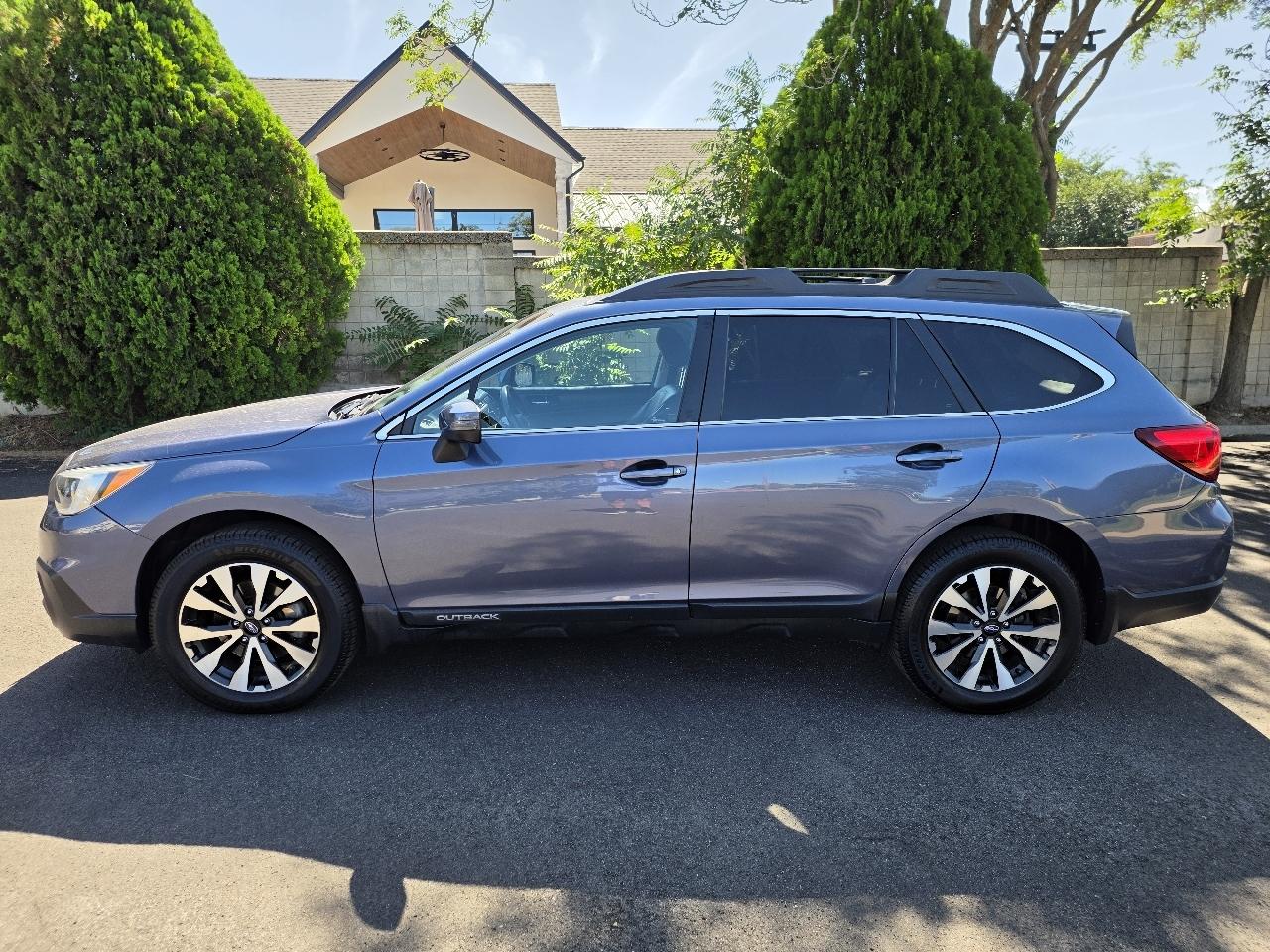 Subaru Outback 4dr Wgn 2.5i Limited 2015