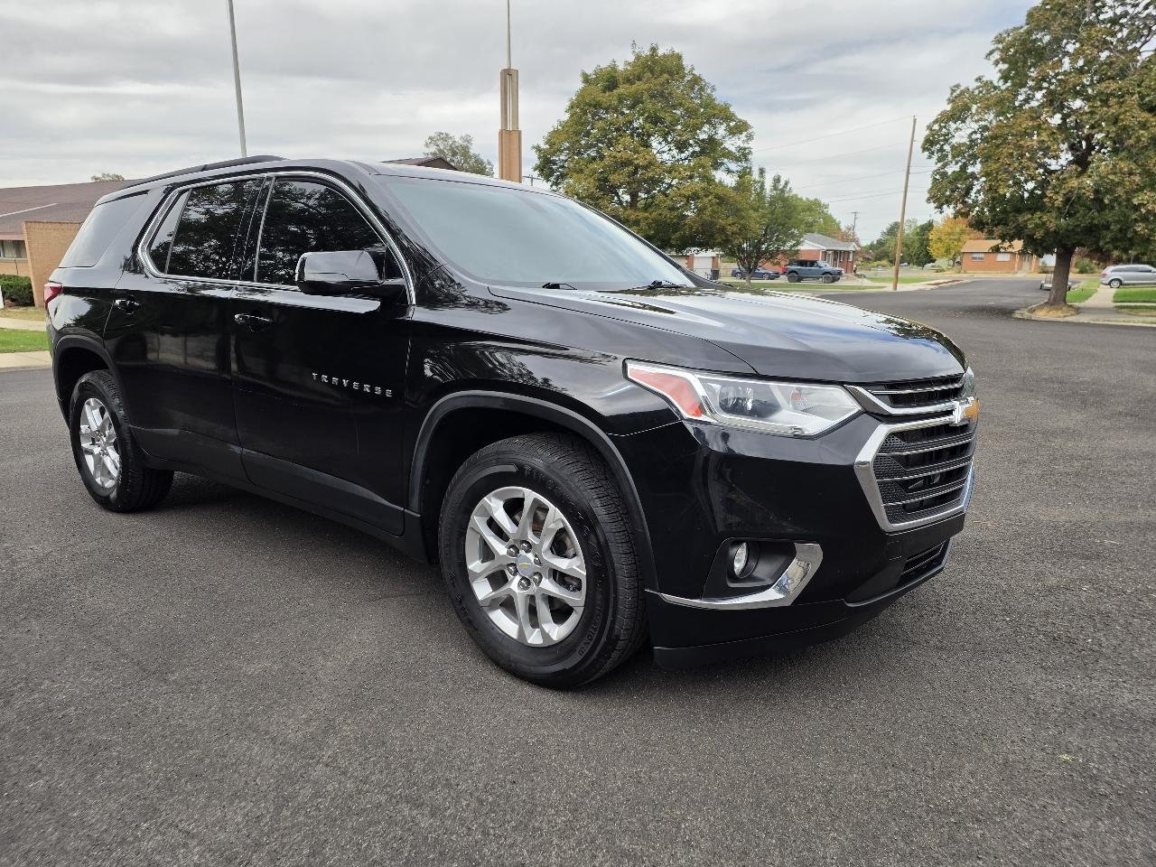 Chevrolet Traverse AWD 4dr LT Leather 2021