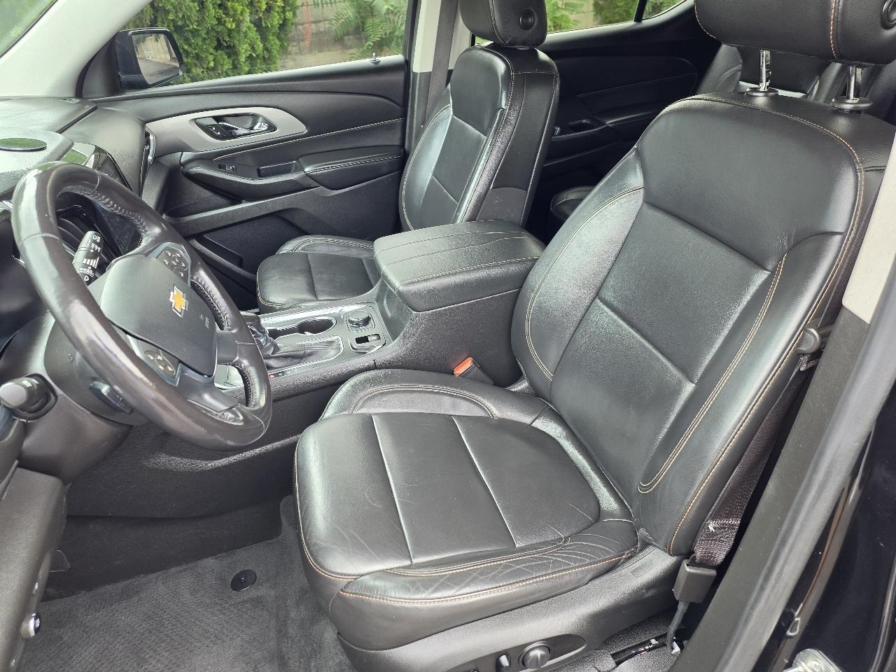 Chevrolet Traverse AWD 4dr LT Leather 2021