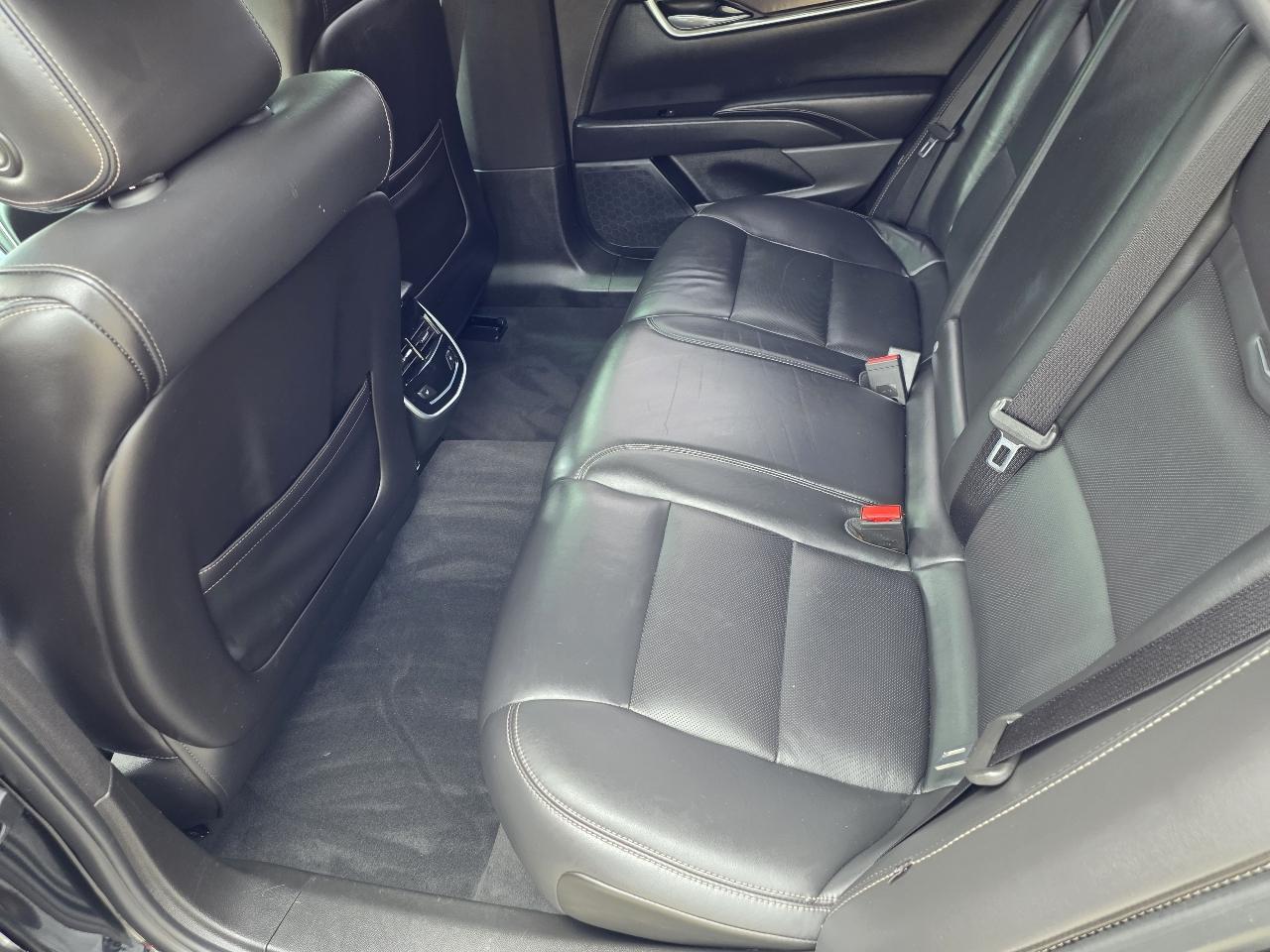 Cadillac XTS 4dr Sdn Luxury AWD 2018