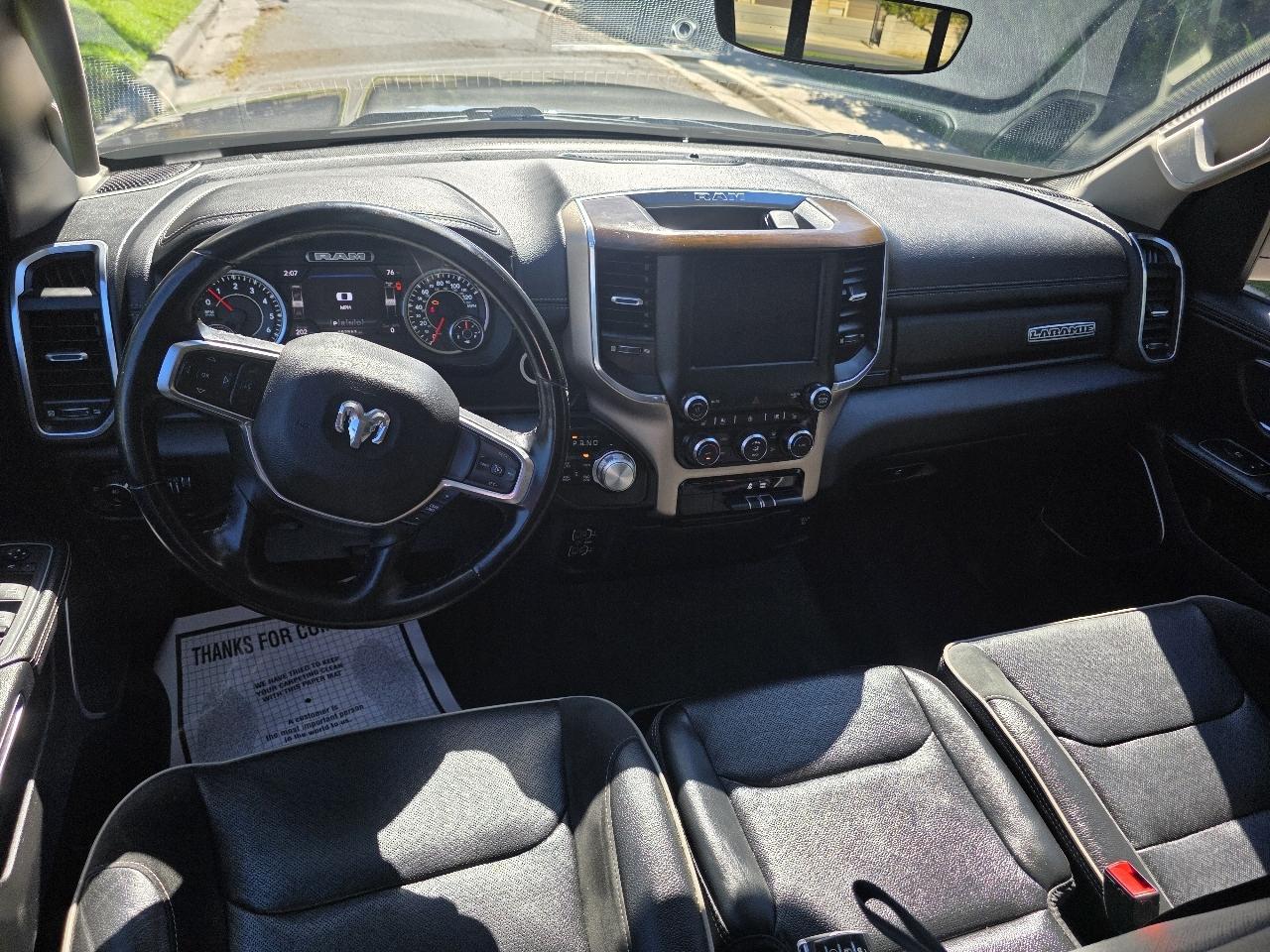RAM 1500 Laramie 4x4 Crew Cab 5'7" Box 2022