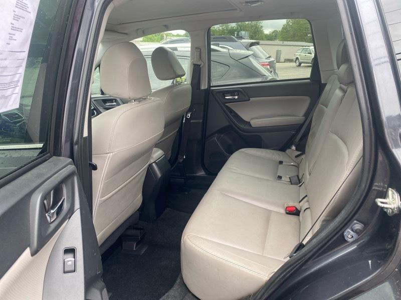 Subaru Forester 2.5i Limited 2017