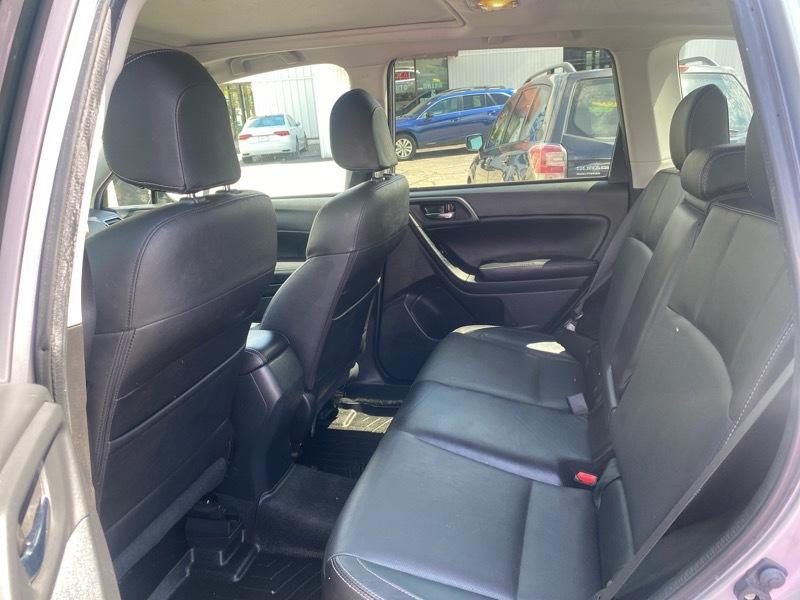 Subaru Forester 2.5i Limited 2017