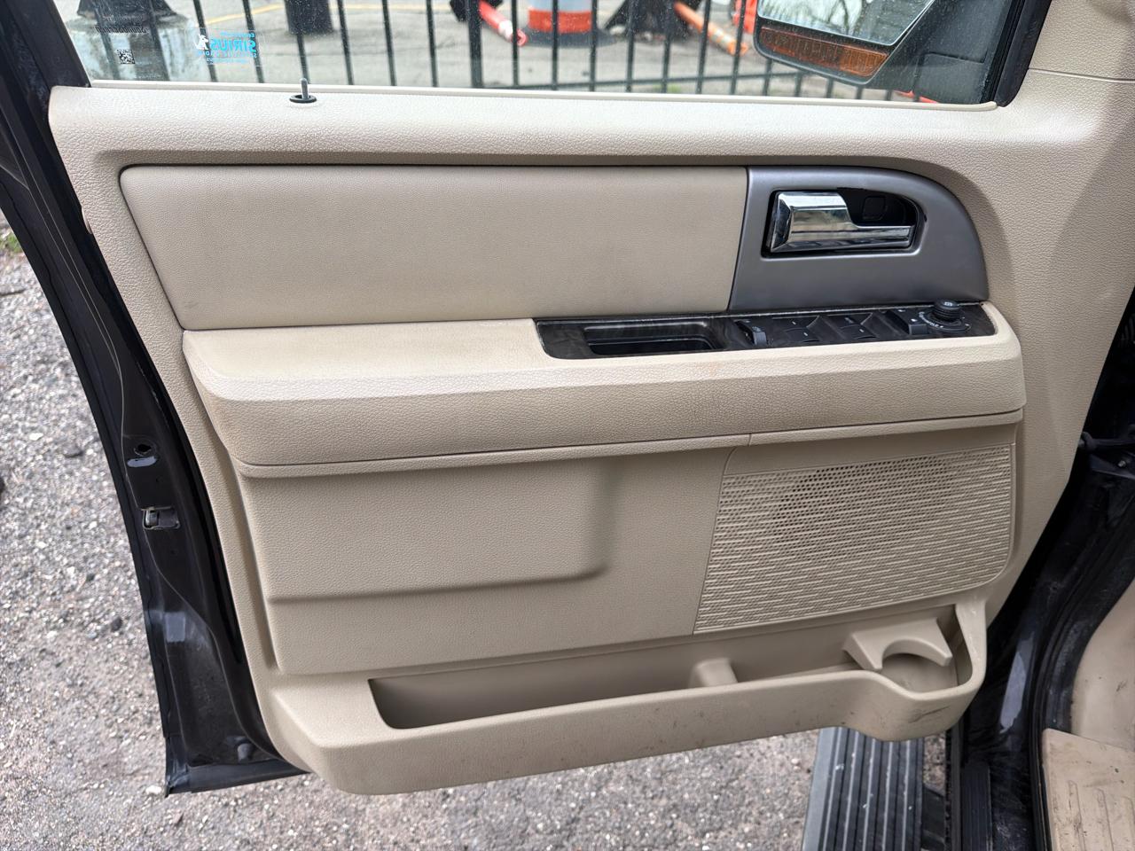 Ford Expedition  2017