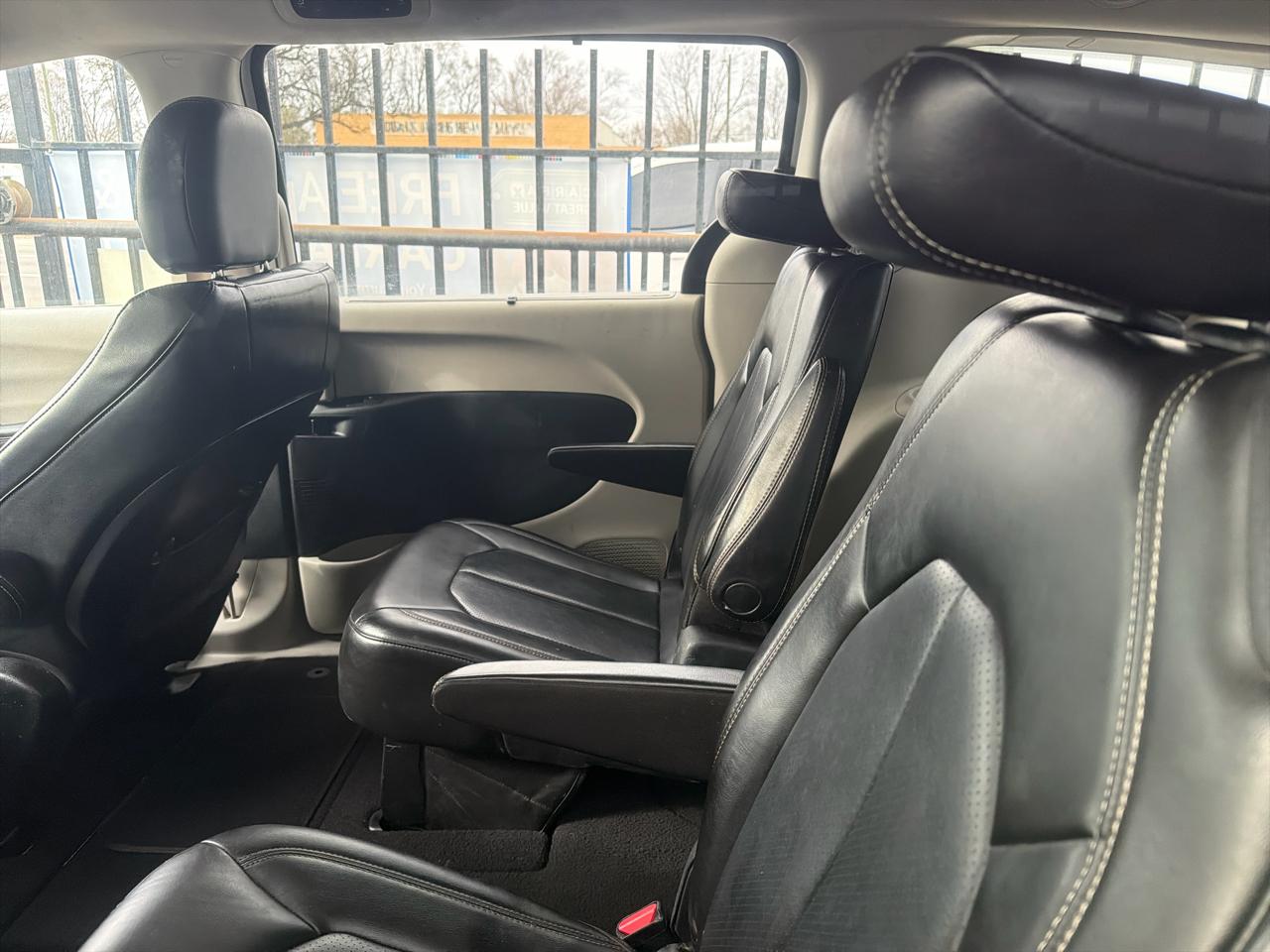 Chrysler Voyager  2020