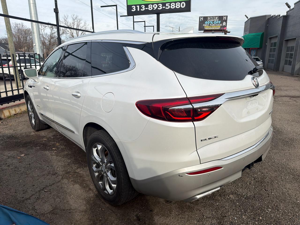 Buick Enclave  2018