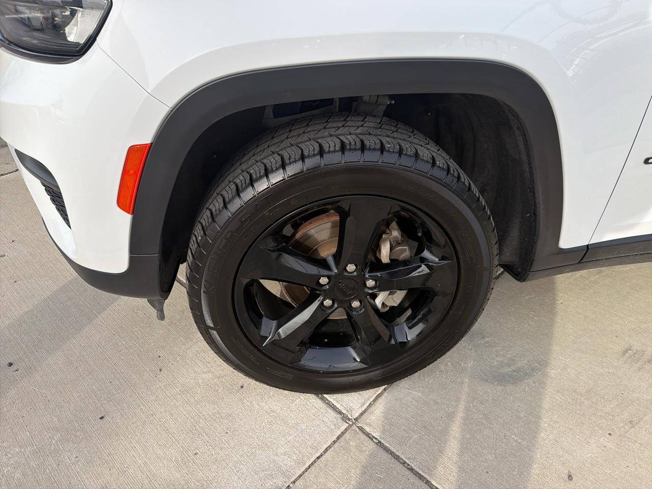 Jeep Grand Cherokee  2023