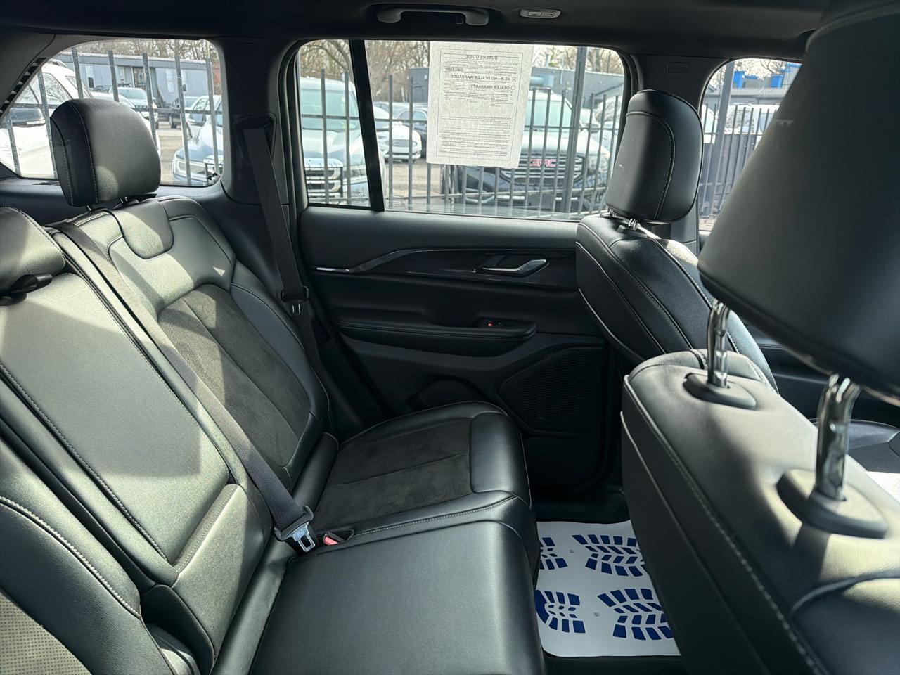 Jeep Grand Cherokee  2023