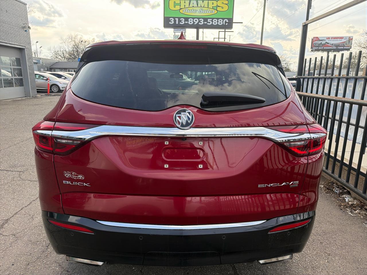Buick Enclave  2018