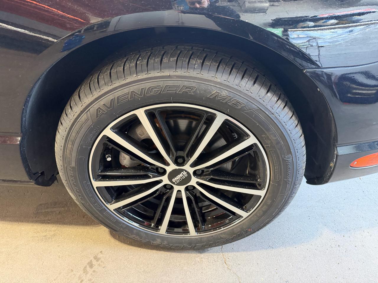 Ford Thunderbird Deluxe 2004