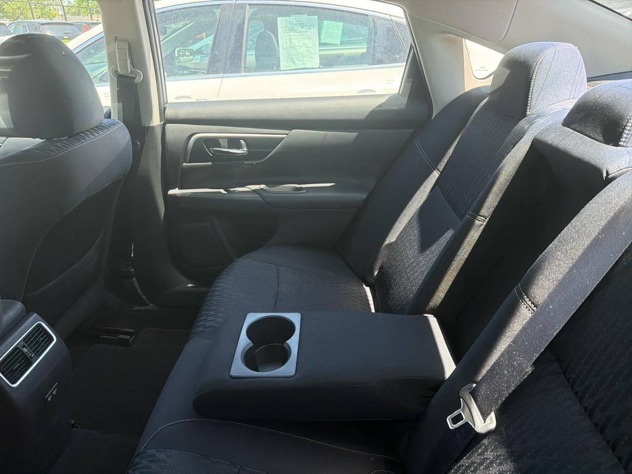 Nissan Altima  2017