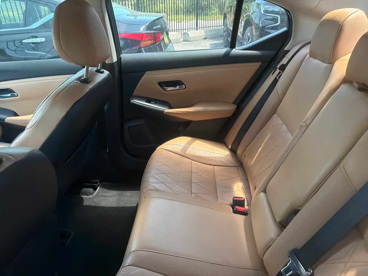 Nissan Sentra  2021