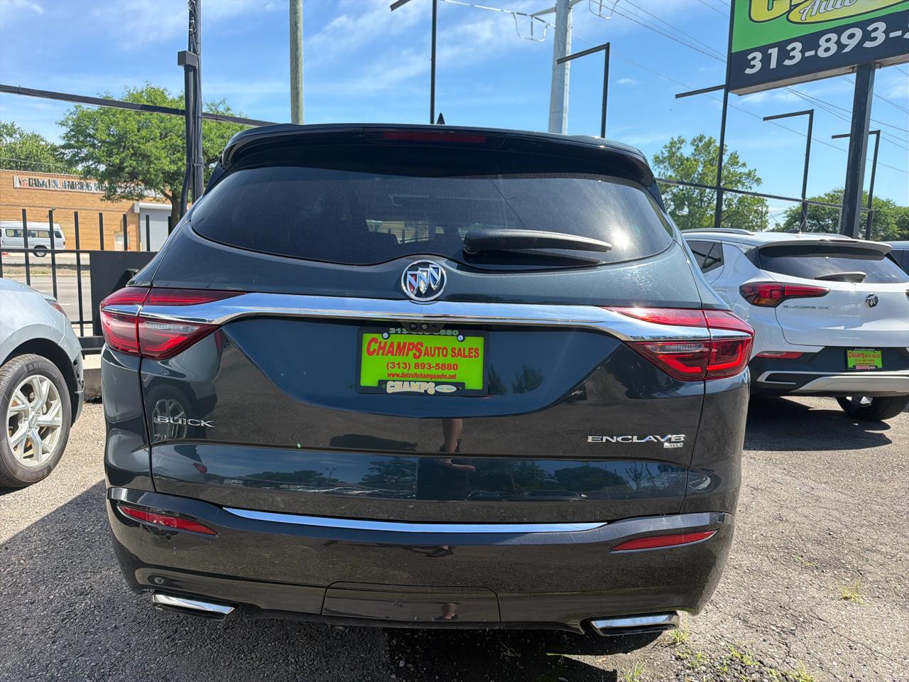 Buick Enclave  2018
