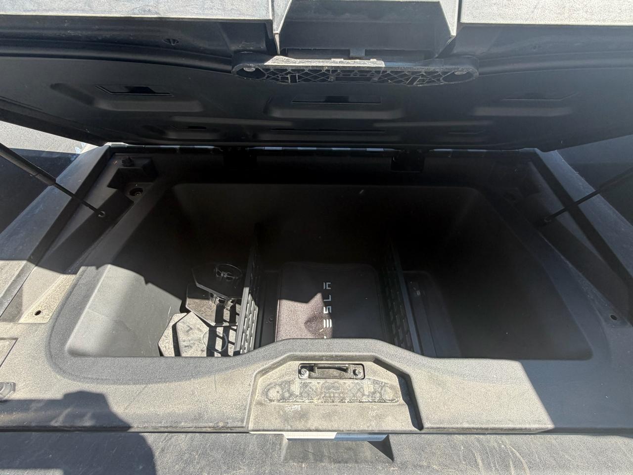 Tesla Cybertruck  2024